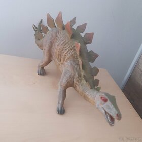 Dinosaurus - 5