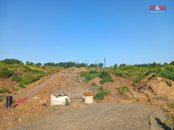 Prodej pozemku k bydlení v Ostrově,1352 m2, Kfely - 5