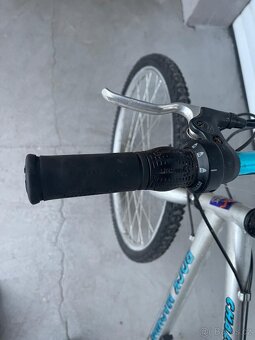Prodám horské kolo Rock Machine najeto 600km - 5