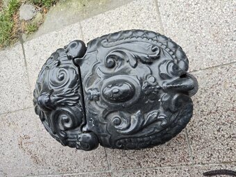 KRASNY STARY LITINOVÝ UHLÁK S LOPATKOU - 5