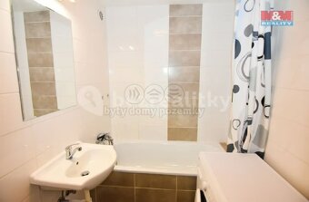 PRONAJMU POKOJ S LODŽIÍ V BYTĚ 3+1 - 5