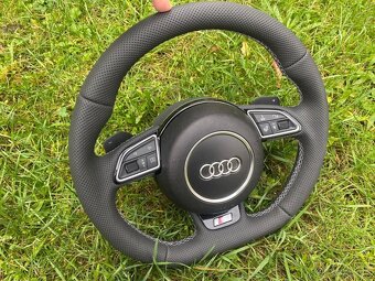VYHRIVANY AUDI VOLANT ZREZANY - PERFOROVANA KUZE - 5