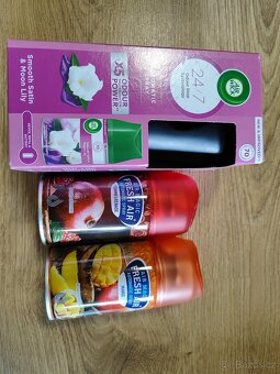 Automatický osvěžovač vzduchu s regulací dávkování + 2x vůně - 5