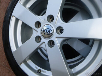 Letní alu sada originál Dezent 5x114,3 7Jx17 ET48 TPMS - 5