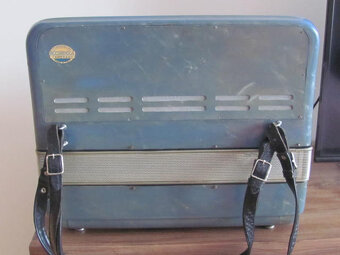 Accordiola harmonika-italska. - 5