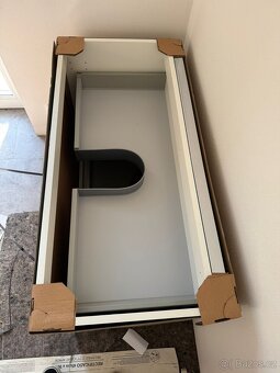 Koupelnová skříňka - 5