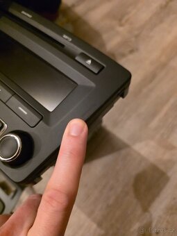 Škoda Swing MP3 Octavia 2 FL - 5