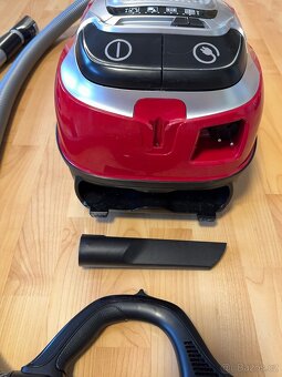 vysavač Rowenta RO7473EA Silence Force Allergy+ - 5