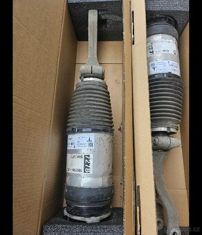 Vzduchový podvozek Tesla model S,  přední tlumiče - 5