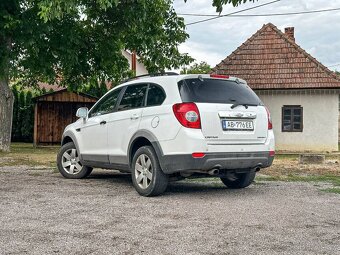 Chevrolet Captiva 2.2 D LS - 5