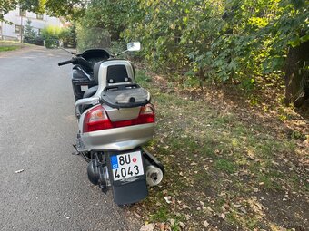 🛵 Suzuki Burgman 400 2004 - 5