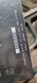 VW Golf 4 Náhradní díly Alternator, vaha vzduchu, alu kola - 5
