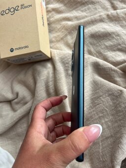 Telefon Motorola edge 50 fusion - 5