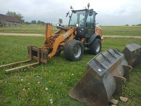 6t nakladač Case 321F vidle + 2lopaty (TP) - 5