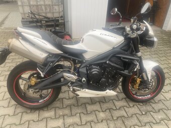 Triumph Street Triple 675 R - 5