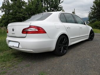 ŠKODA SUPERB 2.0TDi 125KW DSG SERVIS VÝBAVA - 5