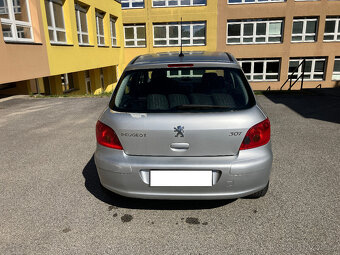 Peugeot 307 1.4 - 5