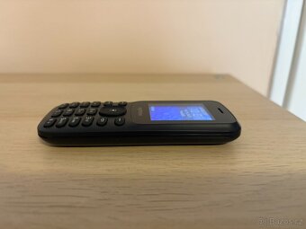 Tlačítkový mobilní telefon myPhone 2200 - 5
