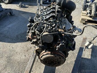 prodám na Renault Master III motor 2.3dci - 5