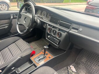 Mercedes Benz W201 Sportline 2.0 Benzín - 5