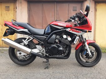 YAMAHA FZS 600 S FAZER - 5