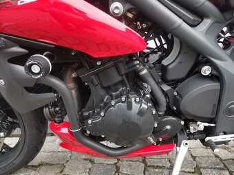 Triumph Speed triple 1050 - 5