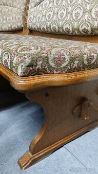 Masivní rohová lavice+2x židle s područkami+rozkládací stůl - 5