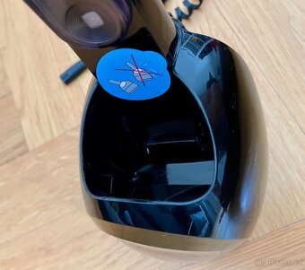 Braun Clean & recharge stanice + 2 kartuše - 5