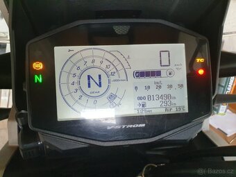 Suzuki DL 1050 V-Strom - 5