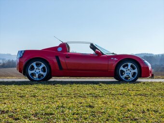 Opel Speedster 2,2 16V (2002) - 5