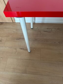 Psací stůl červený ikea - 5