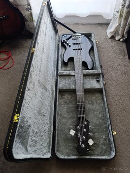 Rezervace Baskytara Fender Squier Deluxe - 5