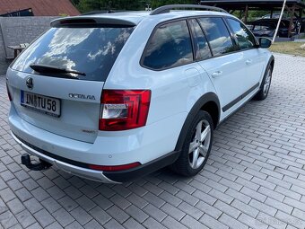 Škoda Octavia SCOUT 2.0 tdi 135 kw ful výbava - 5