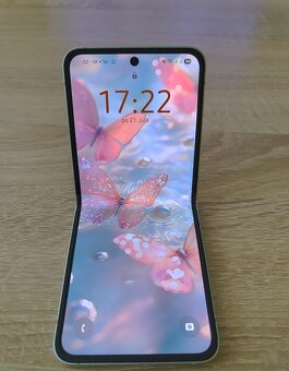 Samsung galaxy z flip6 - 5