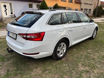 Škoda Superb 3 2.0 tdi manuál - 5