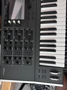 Waldorf Quantum - 5