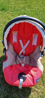 Autosedačka Chicco, pro děti 0 až 9 kg - 5