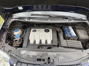 Vw Touran 1.9 TDI BKC Prodám možná vyměním - 5