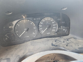 Prodám ford transit  1998ccm 55kw  r.v.2002,dobré kilometry - 5