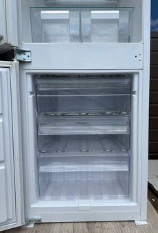 Lednice s mrazákem Ikea (Whirpool)  CB304W - 5
