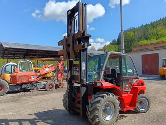 MANITOU MC40 POWERSHIFT TERÉNNÍ VZV - 5