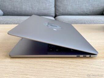 Apple MacBook Pro 13" (2016) - i5 2,90GHz, 8GB, 256GB SSD - 5