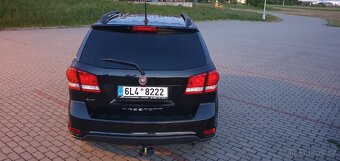 Fiat Freemont Black Code 2.0 Multijet 170k 4x4 AUT - 5