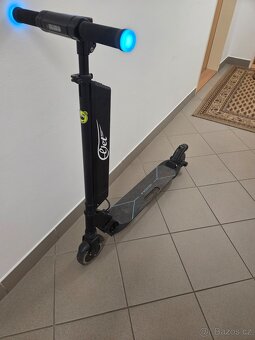 Elektrická koloběžka Eljet Street - 5
