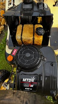 Mtd zahradní traktůrek 23900,- - 5