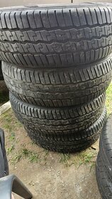 215/70 r15 109/107r - 5