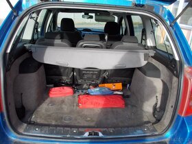 Peugeot 307 2.0HDI 79kw - RHS - náhradní díly - 5