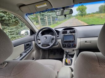 Kia Cerato 1.6 77kw 2004 - 5