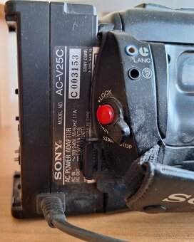 Kamera Sony AC V25C - 5