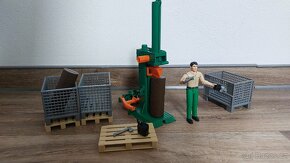 Lesní dělník - štípačka Bruder - 5